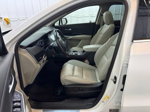 Used 2023 Cadillac XT4 Premium Luxury w/ Technology Package AWD/4WD image 34
