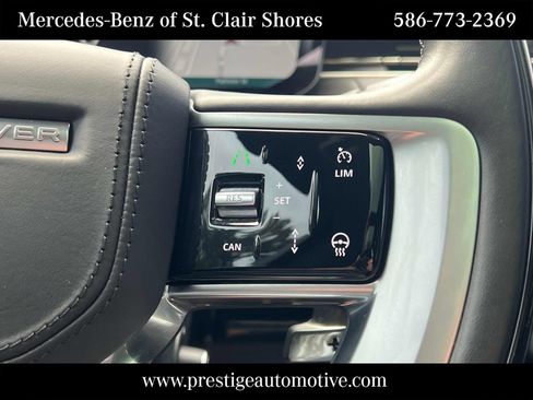 Used 2024 Land Rover Range Rover Long Wheelbase SE AWD/4WD image 32