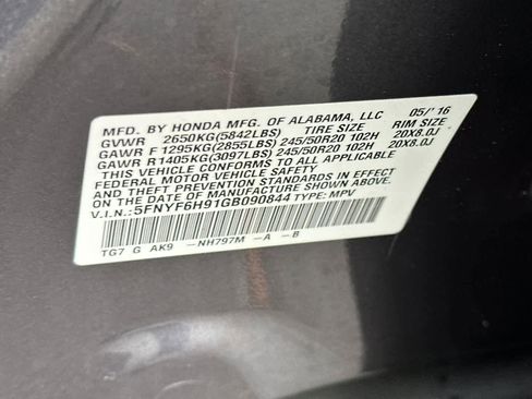 Used 2016 Honda Pilot Touring image 32