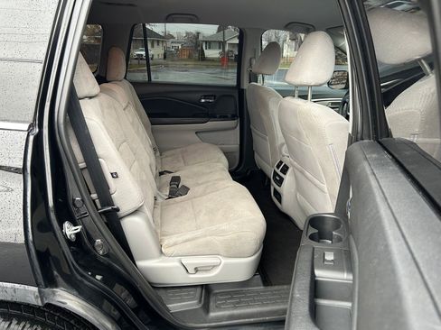 Used 2017 Honda Pilot EX image 24