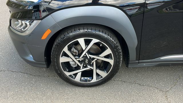 Used 2023 Hyundai Kona Limited w/ Cargo Package AWD/4WD image 8