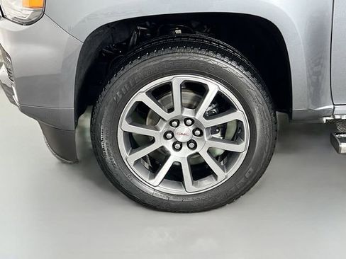 Used 2022 GMC Canyon Denali image 14