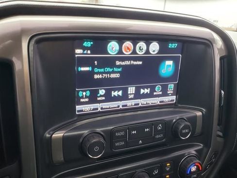 Used 2017 Chevrolet Silverado 1500 High Country image 24