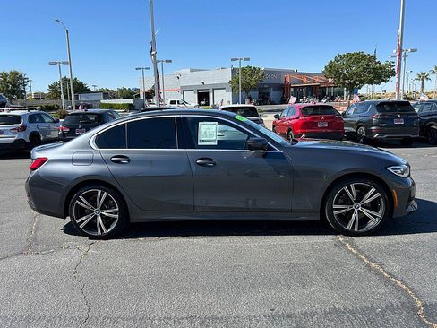 Used 2020 BMW 330i Sedan w/ Premium Package RWD image 9
