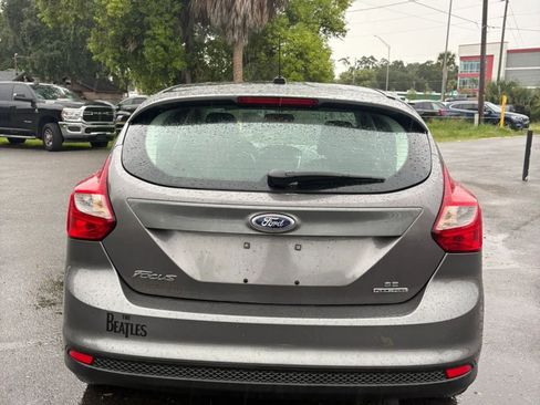 Used 2014 Ford Focus SE w/ Equipment Group 201A FWD image 8