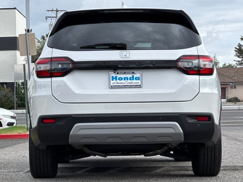 Certified 2023 Honda Pilot EX-L image 10