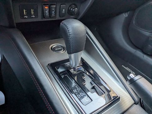 Used 2024 Mitsubishi Outlander Sport SE image 16