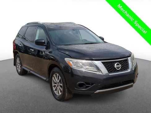 Used 2013 Nissan Pathfinder SV w/ Trailer Tow Pkg AWD/4WD image 2