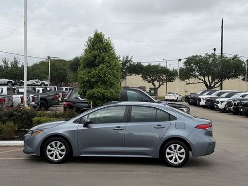 Certified 2024 Toyota Corolla LE image 4