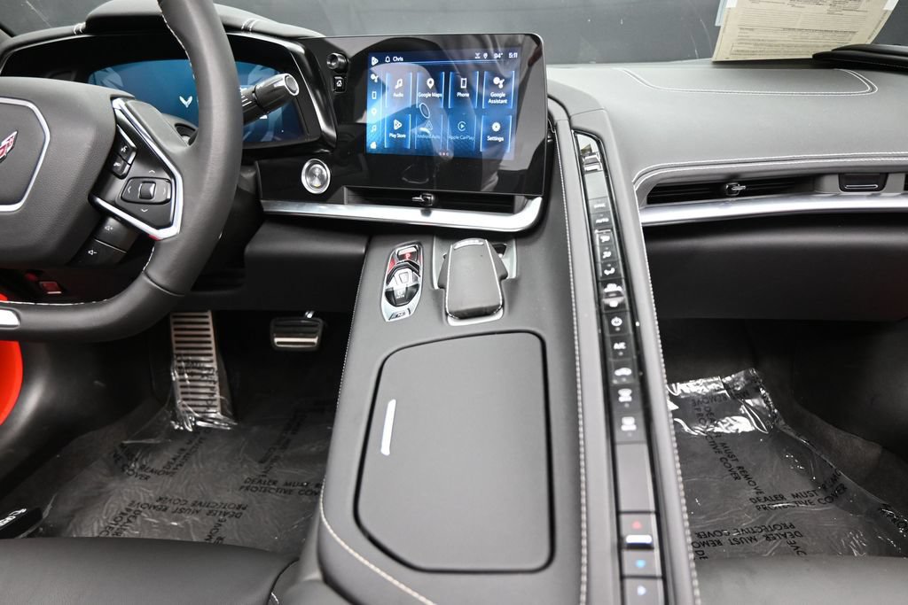 Used 2024 Chevrolet Corvette Z06 RWD image 18