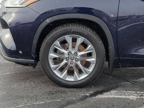 Used 2020 Toyota Highlander Limited image 7