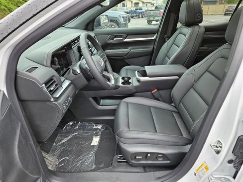 New 2026 GMC Terrain Elevation w/ Elevation Premium Package AWD/4WD image 17