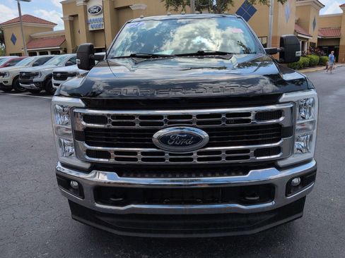 Used 2023 Ford F350 XLT AWD/4WD image 9