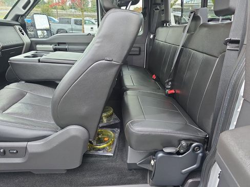 Used 2015 Ford F250 Lariat w/ Camper Package image 26