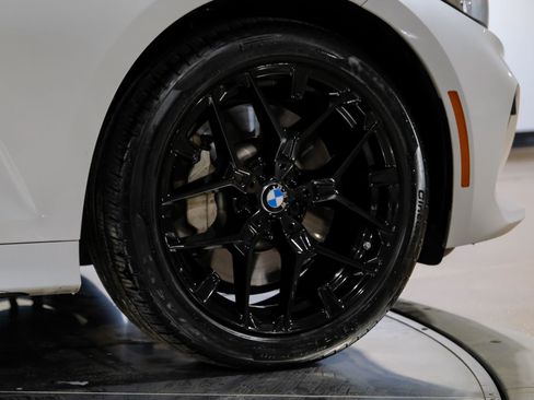 Used 2025 BMW 330i xDrive Sedan AWD/4WD image 60