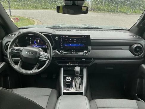 Used 2023 Chevrolet Colorado Trail Boss w/ Technology Package AWD/4WD image 21