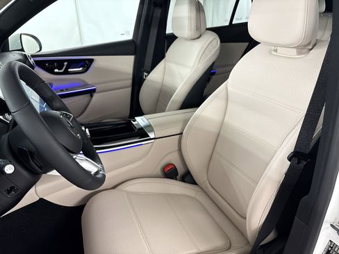 New 2026 Mercedes-Benz GLC 350e 4MATIC image 5