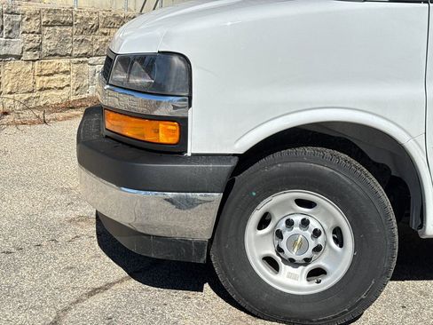 New 2026 Chevrolet Express 3500 w/ Power Convenience Package RWD image 3
