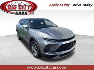 Used 2025 Chevrolet Blazer LT FWD video 1