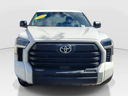 Used 2024 Toyota Tundra SR5 w/ SR5 Premium Package AWD/4WD image 2