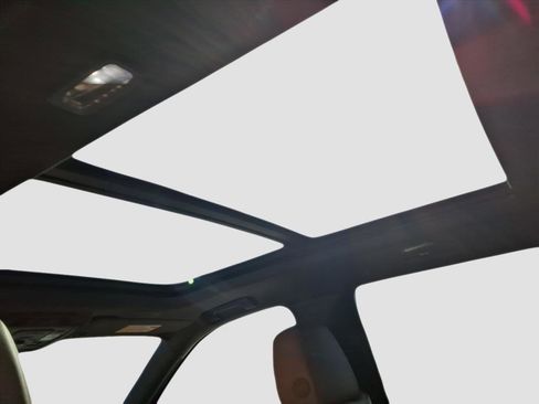 Used 2023 Cadillac Escalade ESV Premium Luxury image 14