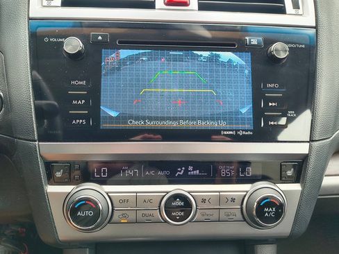 Used 2016 Subaru Outback 2.5i Limited AWD/4WD image 15
