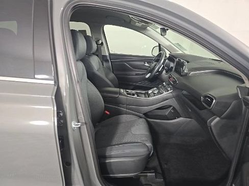 Used 2023 Hyundai Santa Fe SEL AWD/4WD image 2