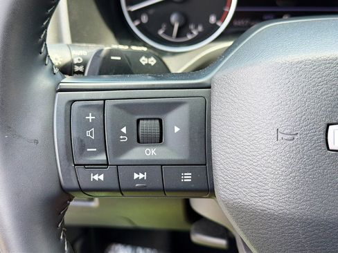 Used 2026 Nissan Rogue SV AWD/4WD image 14
