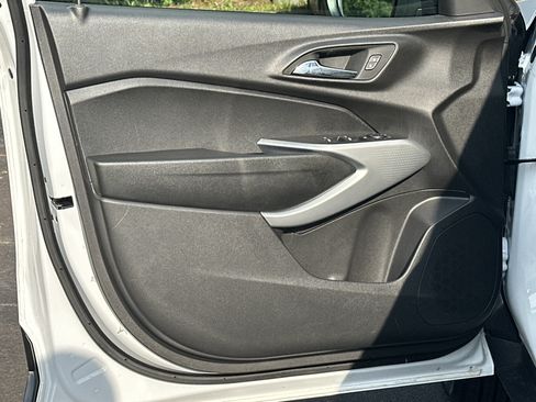 Certified 2026 Chevrolet Trax LS FWD image 13