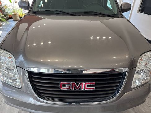 Used 2007 GMC Yukon XL SLT w/ SLT Preferred Equipment Group AWD/4WD image 10
