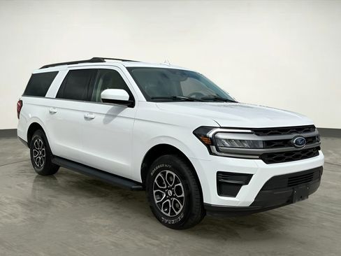 Certified 2024 Ford Expedition Max XLT AWD/4WD image 9