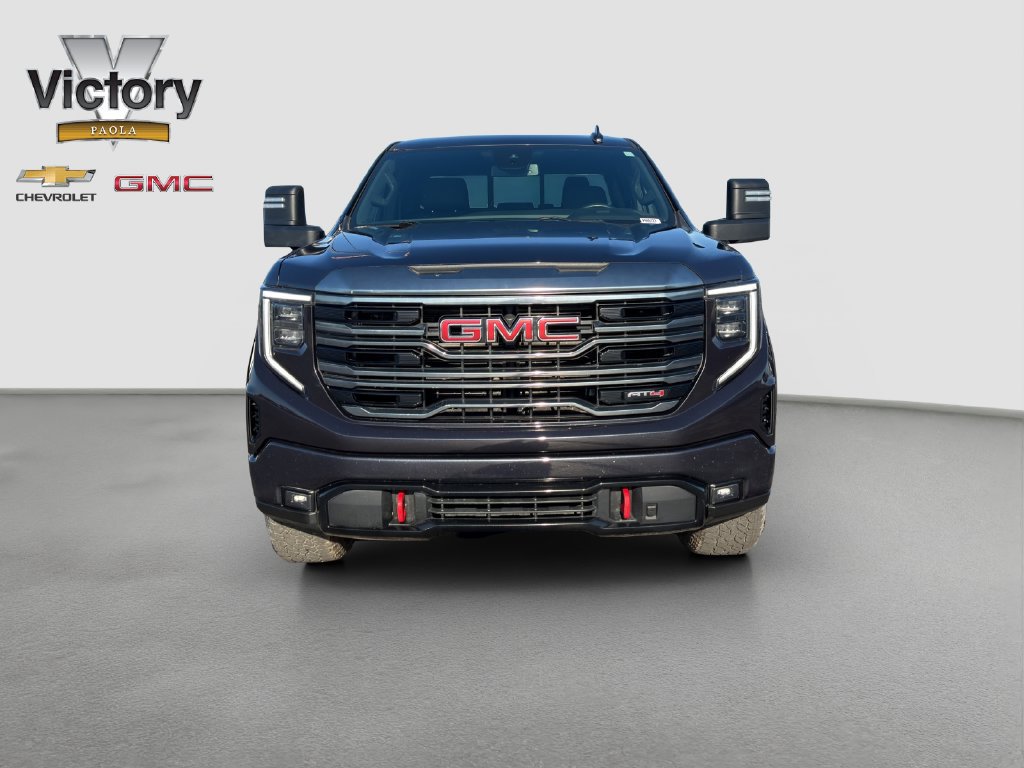 Used 2022 GMC Sierra 1500 AT4 w/ AT4 Preferred Package AWD/4WD image 2