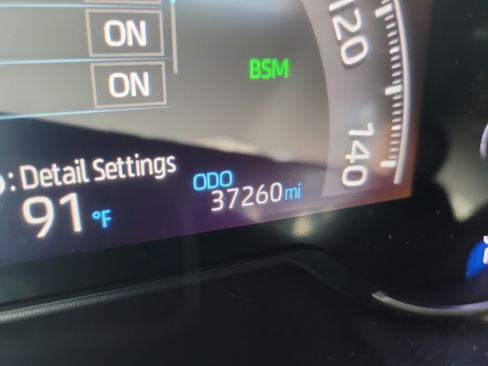 Certified 2021 Toyota RAV4 Limited AWD/4WD image 32