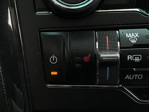 Used 2017 Ford Explorer XLT w/ Equipment Group 202A image 29