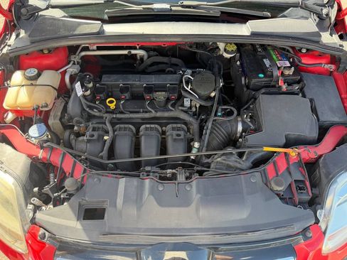 Used 2012 Ford Focus SE FWD image 25