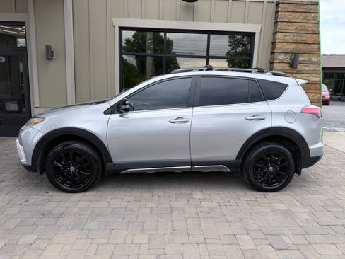 Used 2018 Toyota RAV4 Adventure AWD/4WD image 4
