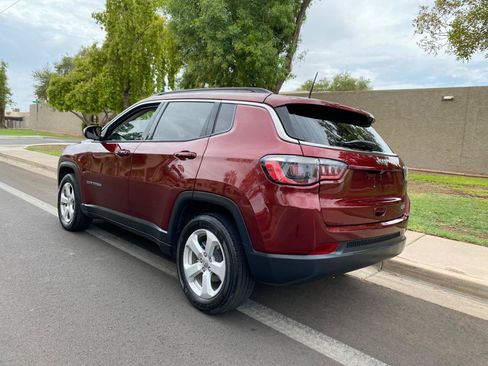 Used 2021 Jeep Compass Latitude FWD image 12