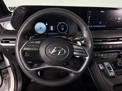 Used 2025 Hyundai Palisade Calligraphy AWD/4WD image 14