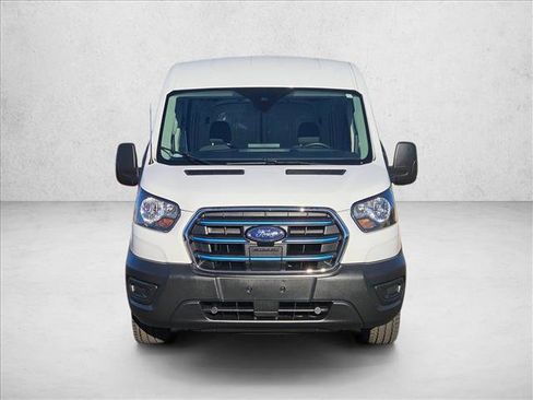 Used 2023 Ford E-Transit Medium Roof image 2