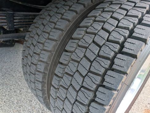 Used 2026 Ford F650 2WD SuperCab Super Duty image 30