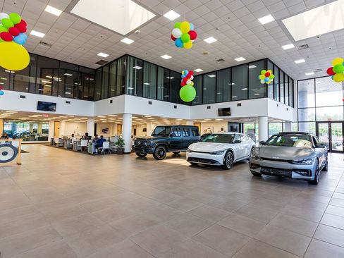 Used 2024 Jeep Compass Trailhawk image 61