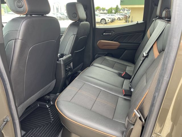 Used 2023 GMC Canyon AT4 w/ Technology Package AWD/4WD image 13