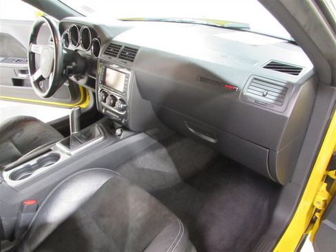 Used 2010 Dodge Challenger SRT8 w/ SRT Option Group II image 68