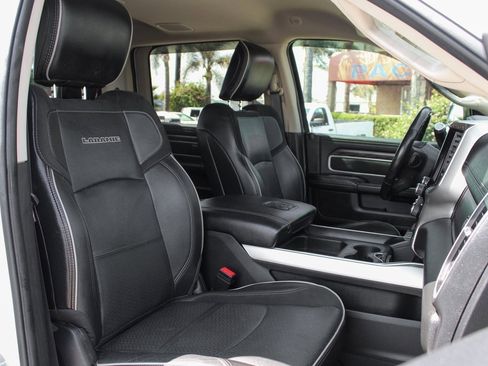 Used 2020 RAM 3500 Laramie image 41