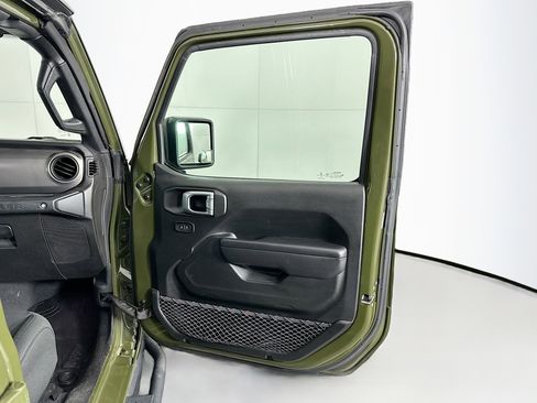 Used 2021 Jeep Wrangler Unlimited Sport AWD/4WD image 30