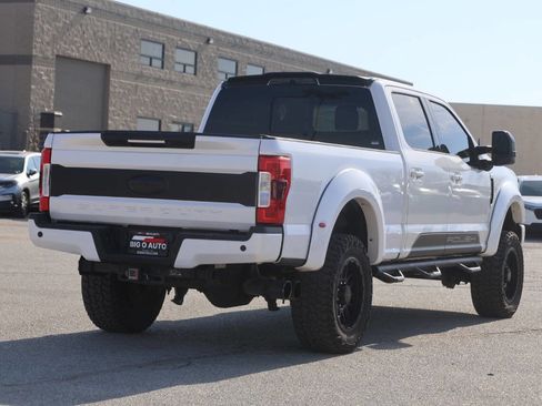 Used 2019 Ford F250 Lariat w/ Lariat Ultimate Package image 9