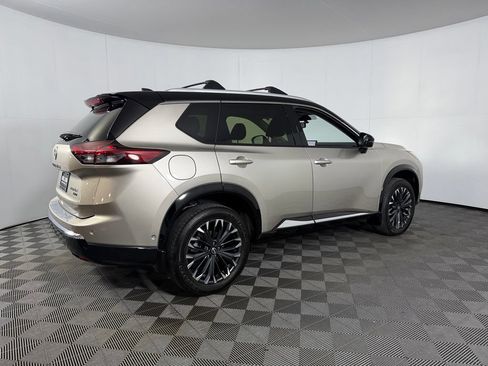 Used 2026 Nissan Rogue Platinum w/ Platinum Premium Package AWD/4WD image 7