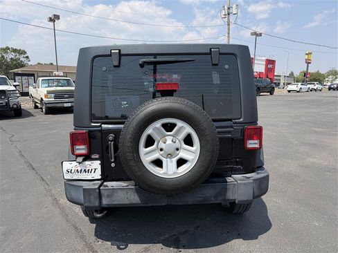 Used 2016 Jeep Wrangler Unlimited Sport AWD/4WD image 6