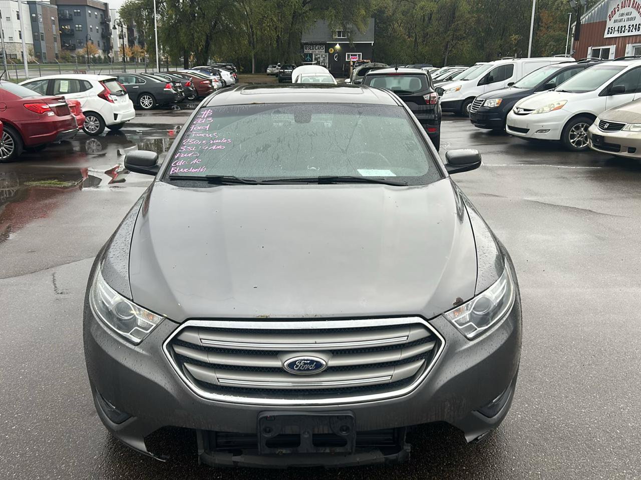 Used 2013 Ford Taurus SEL FWD image 2