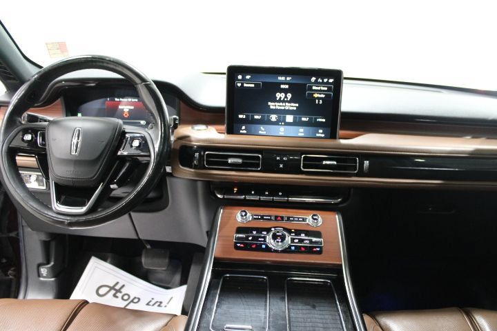 Used 2022 Lincoln Aviator Reserve w/ Equipment Group 201A AWD/4WD image 33